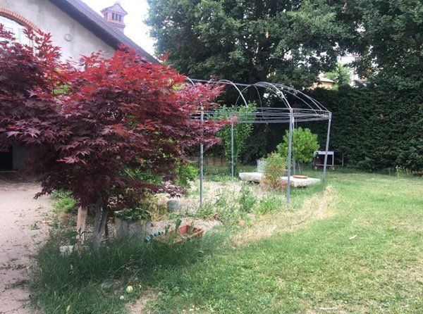 casa indipendente in vendita a Montalto Pavese