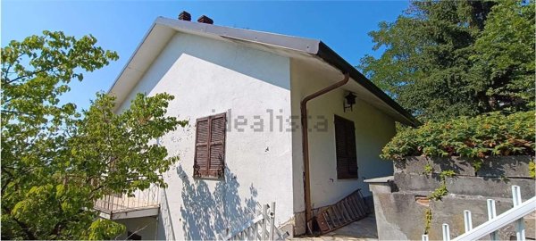 casa indipendente in vendita a Montalto Pavese