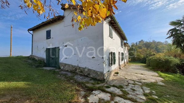 casa indipendente in vendita a Montalto Pavese