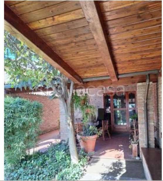casa indipendente in vendita a Montalto Pavese