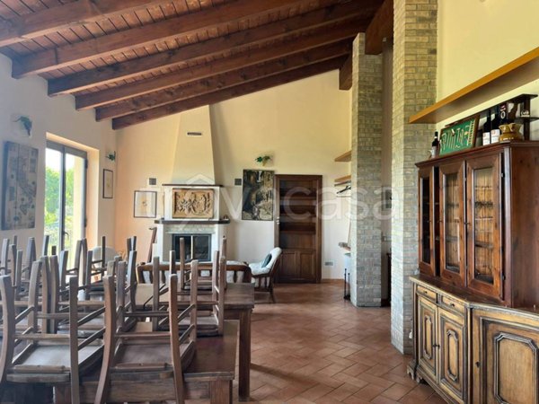 casa indipendente in vendita a Montalto Pavese in zona Pezzolo