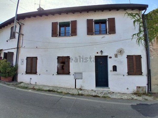 appartamento in vendita a Montebello della Battaglia