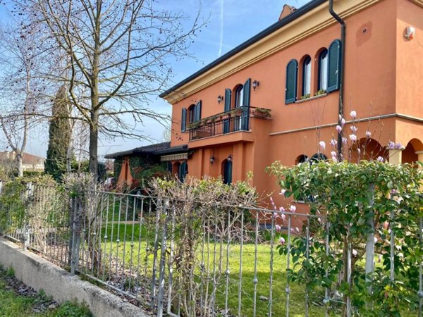 casa indipendente in vendita a Montebello della Battaglia