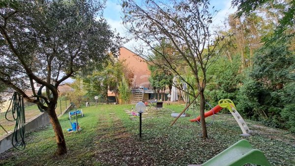 appartamento in vendita a Montebello della Battaglia in zona Sgarbina