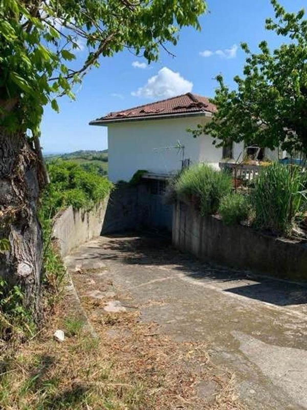 casa indipendente in vendita a Montebello della Battaglia