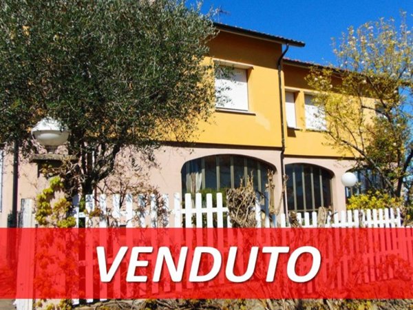 casa indipendente in vendita a Montebello della Battaglia