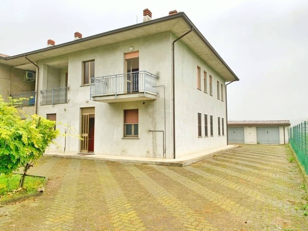 casa indipendente in vendita a Montebello della Battaglia