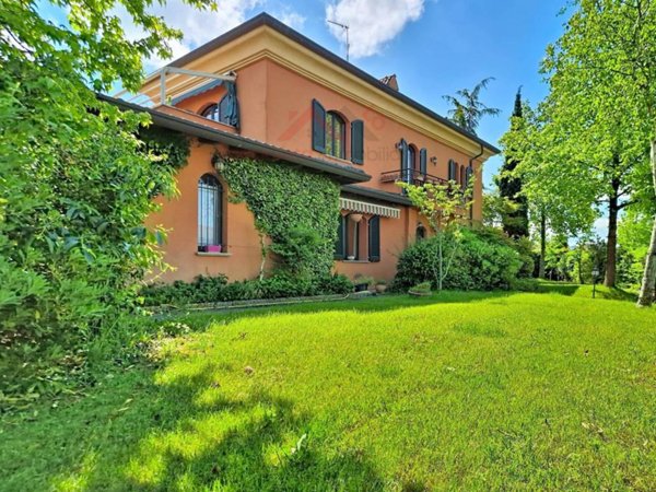 casa indipendente in vendita a Montebello della Battaglia