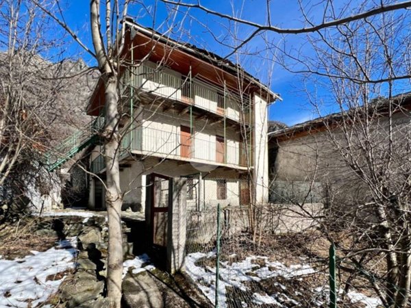 casa semindipendente in vendita a Lemie in zona Saletta