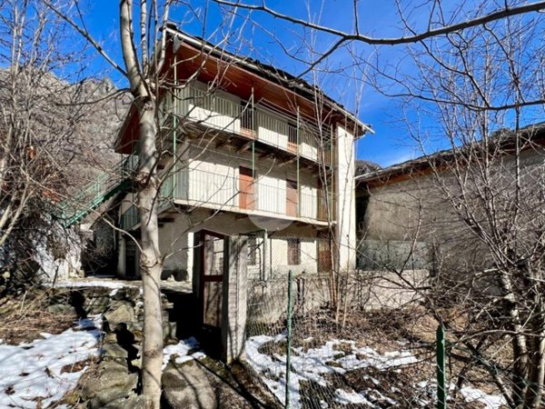 casa semindipendente in vendita a Lemie in zona Saletta