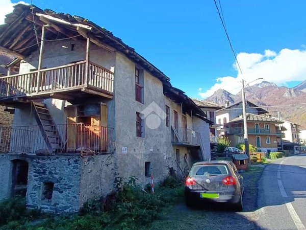 quadrivano in vendita a Lemie