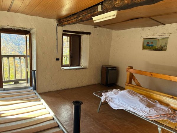 casa indipendente in vendita a Lemie