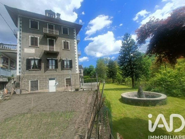 casa indipendente in vendita a Lemie