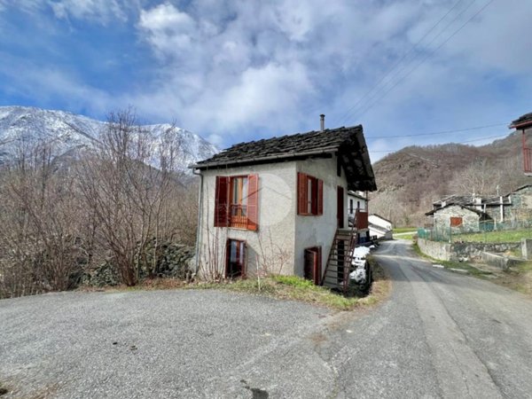 casa indipendente in vendita a Lemie in zona Villaretti