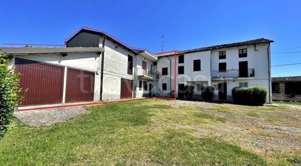casa indipendente in vendita a Montecalvo Versiggia in zona Francia