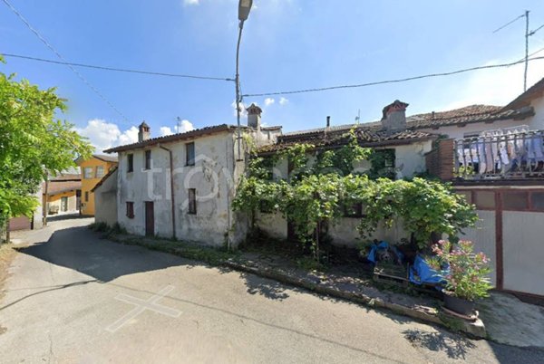 quadrivano in vendita a Montecalvo Versiggia
