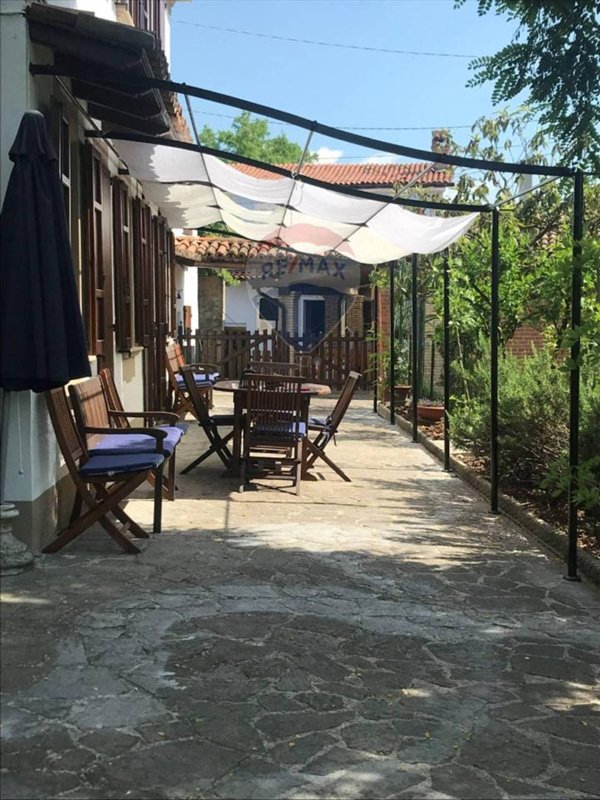 casa indipendente in vendita a Montecalvo Versiggia