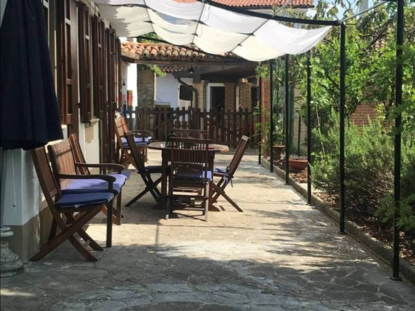 casa indipendente in vendita a Montecalvo Versiggia