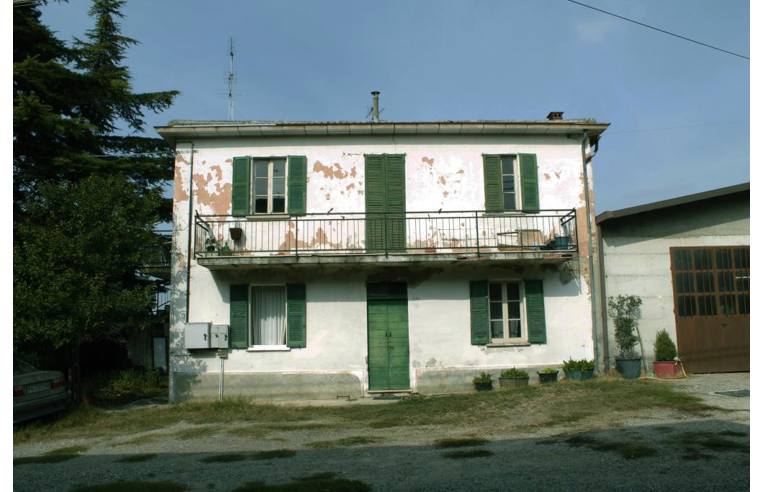 casa indipendente in vendita a Montecalvo Versiggia in zona Castelrotto