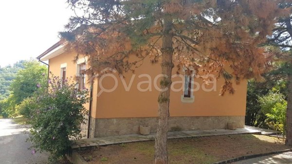 casa indipendente in vendita a Montecalvo Versiggia in zona Bagarello