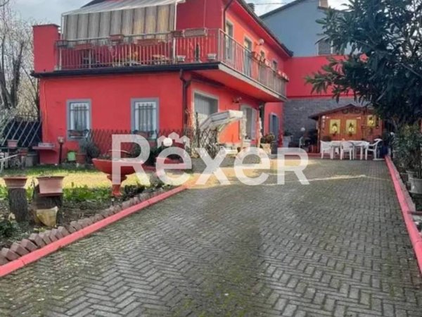 casa indipendente in vendita a Montecalvo Versiggia in zona Michelazza