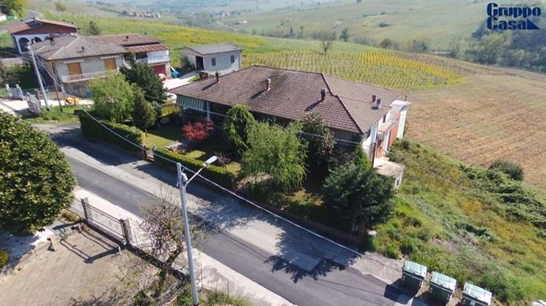 casa indipendente in vendita a Montecalvo Versiggia in zona Francia