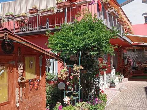 casa indipendente in vendita a Montecalvo Versiggia