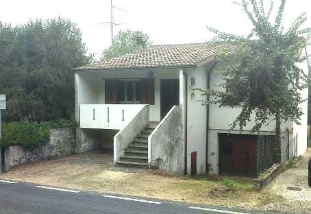 casa indipendente in vendita a Montescano