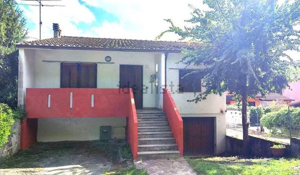 casa indipendente in vendita a Montescano