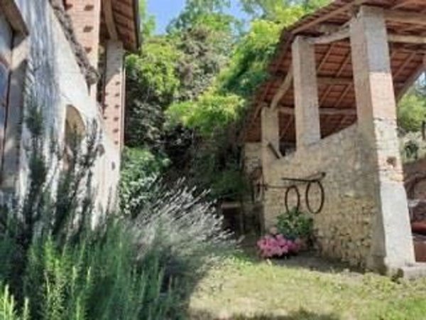 appartamento in vendita a Montesegale in zona Sanguignano