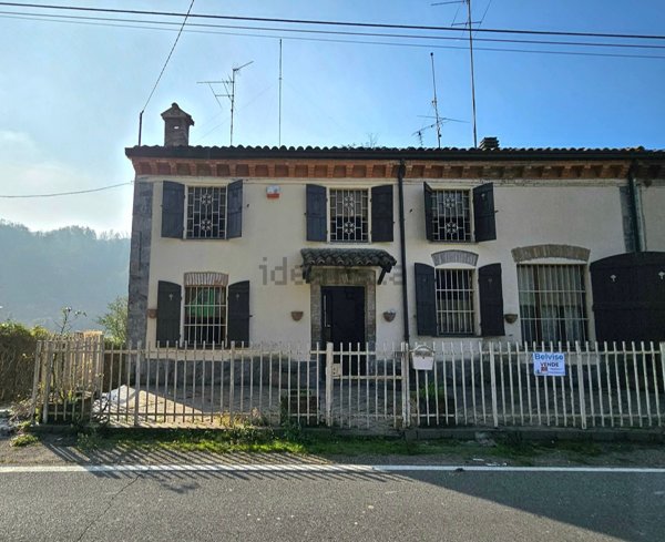 casa indipendente in vendita a Montesegale