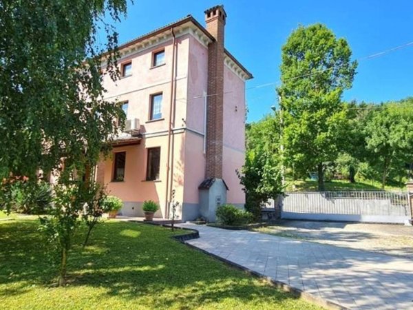 casa indipendente in vendita a Montesegale