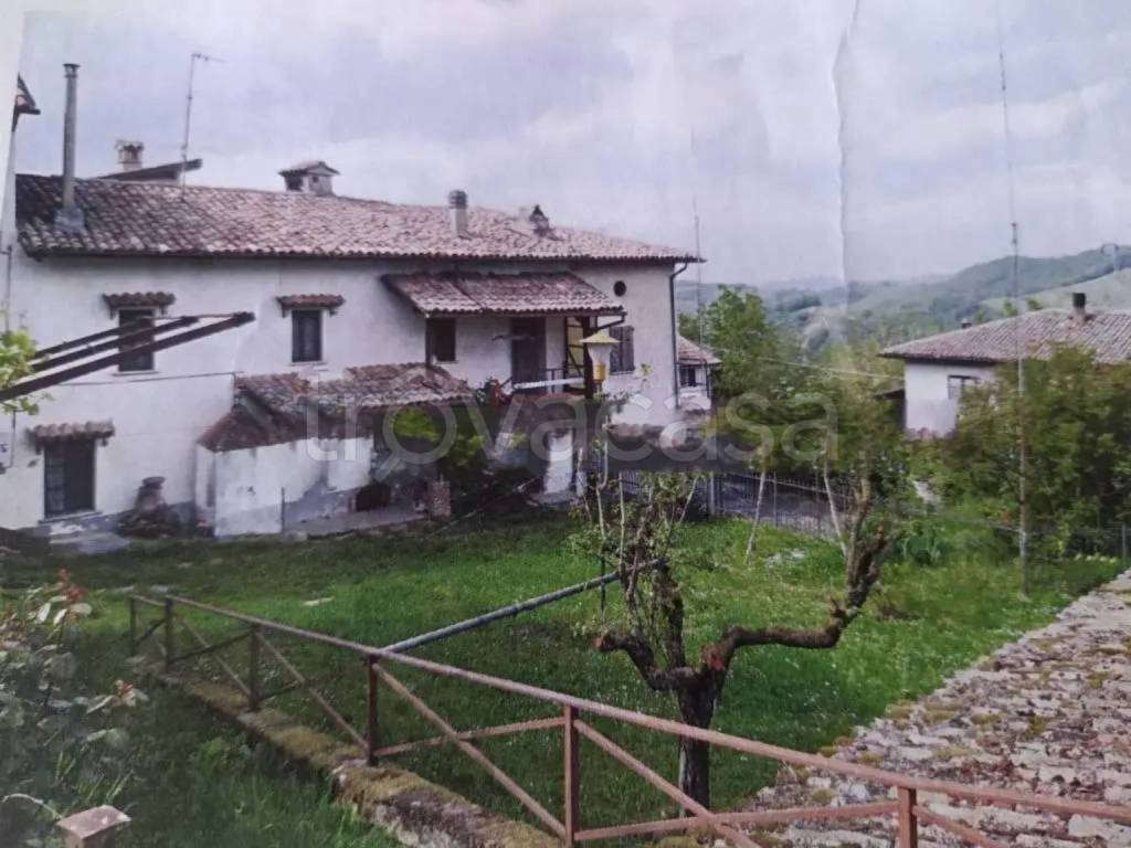 casa indipendente in vendita a Montesegale