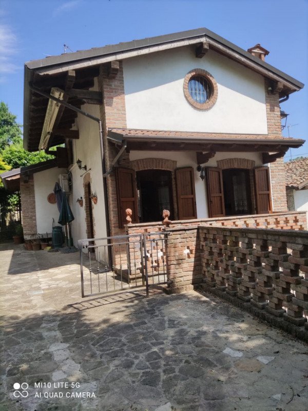 casa indipendente in vendita a Montesegale