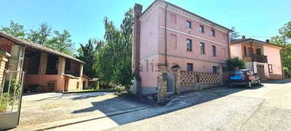 casa indipendente in vendita a Montesegale