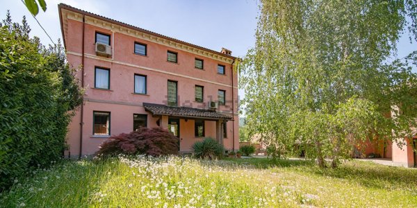 casa indipendente in vendita a Montesegale