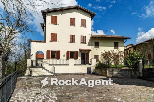 appartamento in vendita a Montesegale in zona Camolino