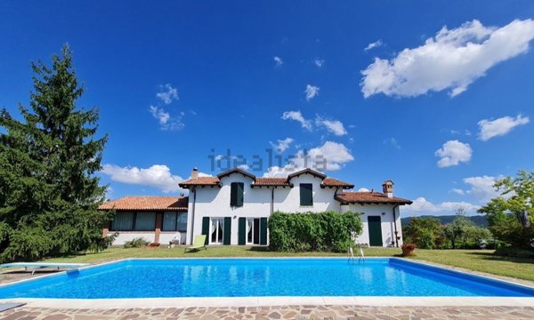 casa indipendente in vendita a Montesegale in zona Zuccarello