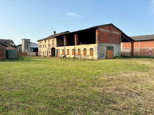 appartamento in vendita a Monticelli Pavese