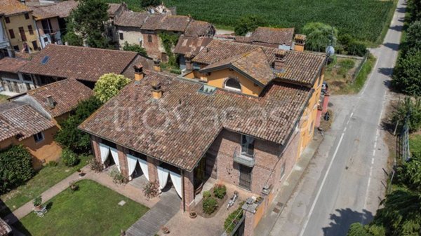 casa indipendente in vendita a Monticelli Pavese