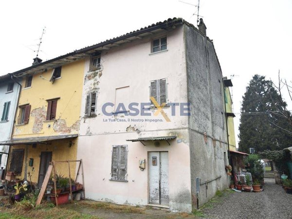 casa indipendente in vendita a Monticelli Pavese