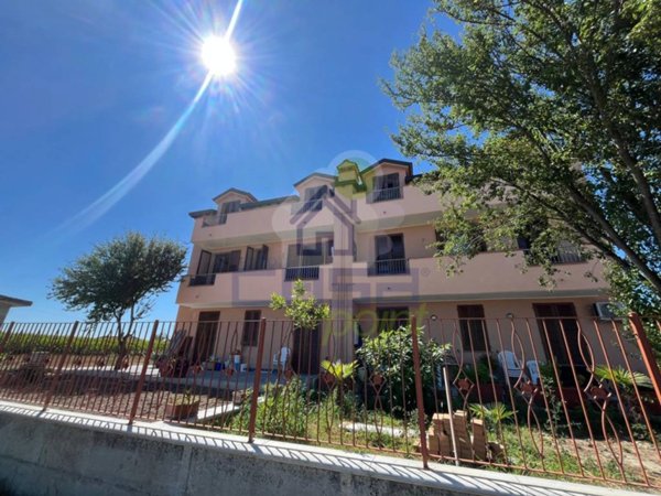 negozio in vendita a Monticelli Pavese