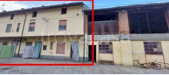 casa indipendente in vendita a Monticelli Pavese in zona Bosco Soncina