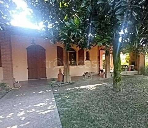 casa indipendente in vendita a Monticelli Pavese