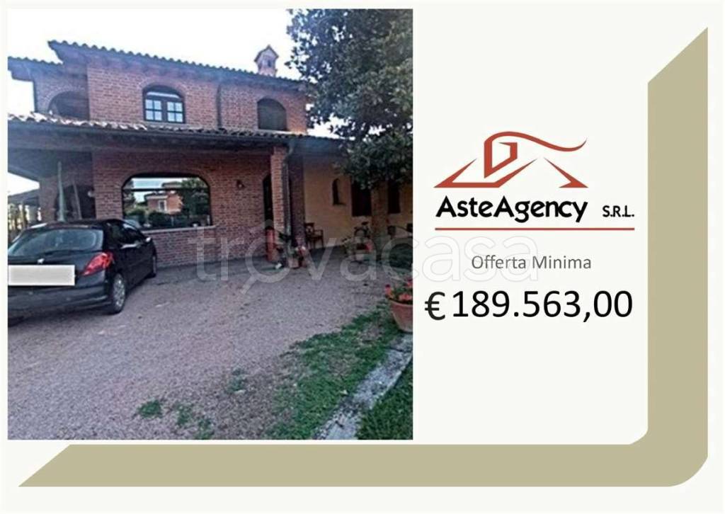 casa indipendente in vendita a Monticelli Pavese
