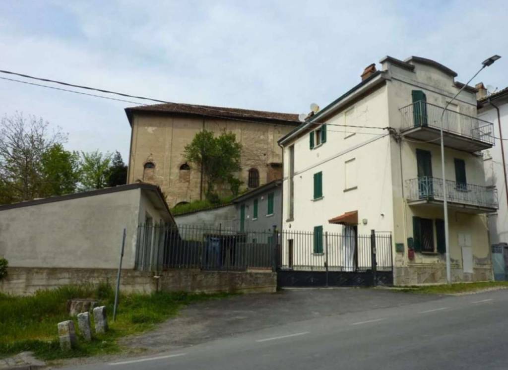 appartamento in vendita a Montù Beccaria