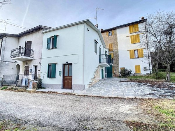 casa indipendente in vendita a Montù Beccaria