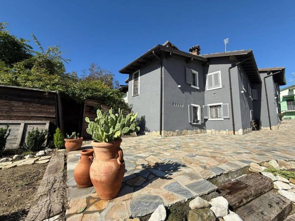 casa indipendente in vendita a Montù Beccaria