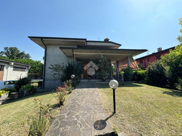 casa indipendente in vendita a Montù Beccaria