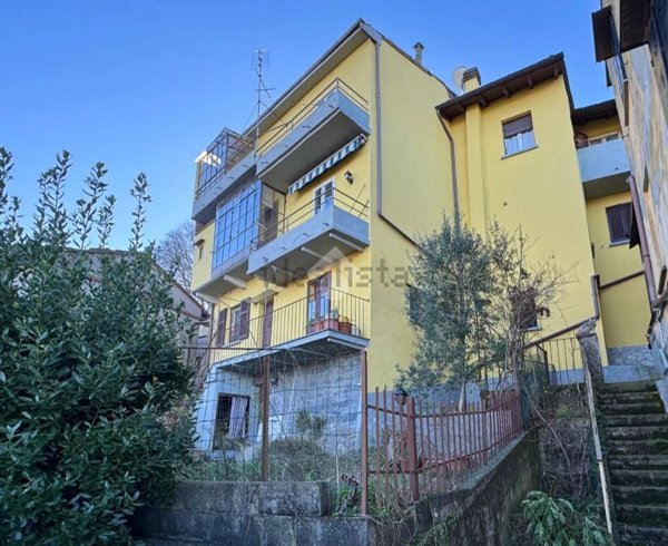 casa indipendente in vendita a Montù Beccaria